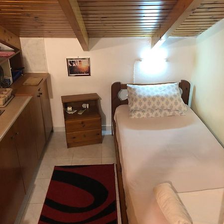 Ion Apartments Messolonghi Single Bed Room Mountain View Loft Missolonghi Exterior photo